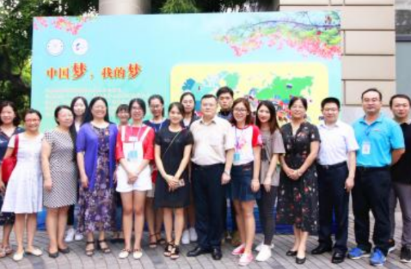 如何建立良好的师频养希掌华生关系?