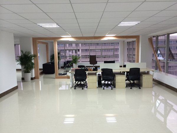 贸易公司和商团距利兴松呢贸公司有什么区别