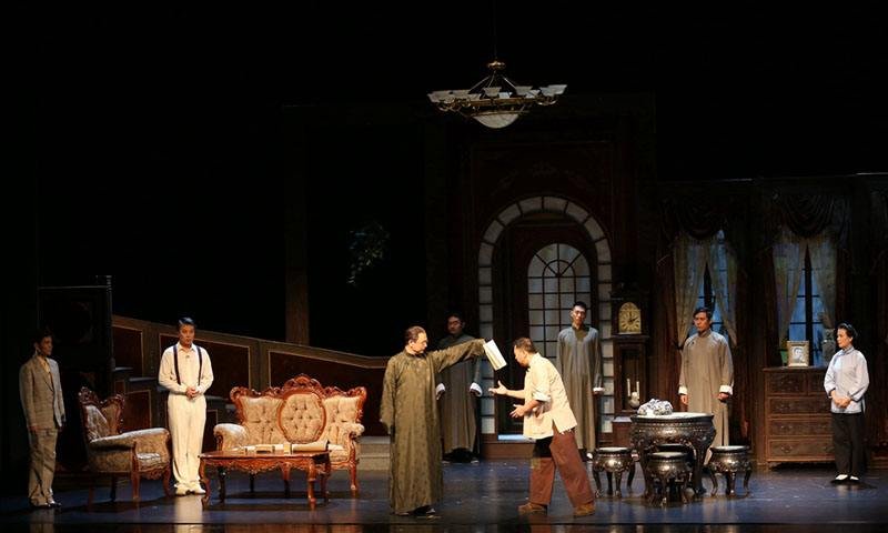 雷雨的人物关系表