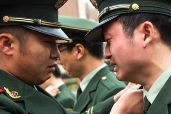 为什么说当兵后悔两年，不当兵后悔一辈子