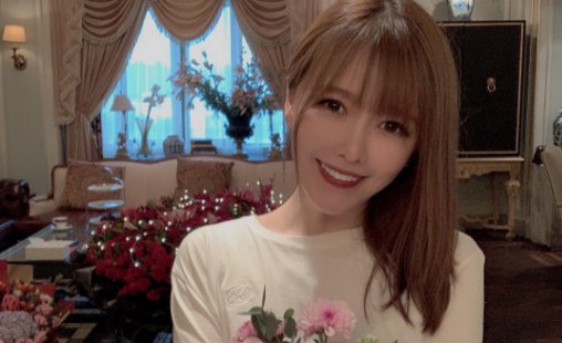 07年辱骂军人“看门狗”,被武警怒甩两耳光的唐笑,现过得怎样?