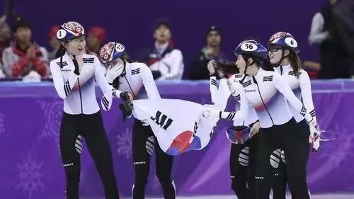3000米接力决赛韩国女队抢跑是策略，这枚银牌背后有着怎样的故事？