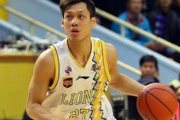 广厦旧将林志杰退役了吗?现状过的怎么样?