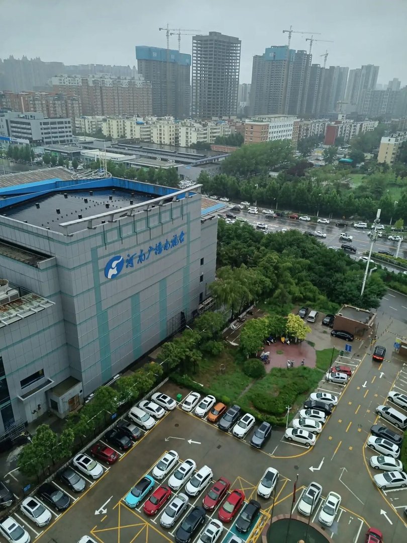 地铁乘客被困、群众撤离、道路塌方，郑州这次暴雨到底有多大？