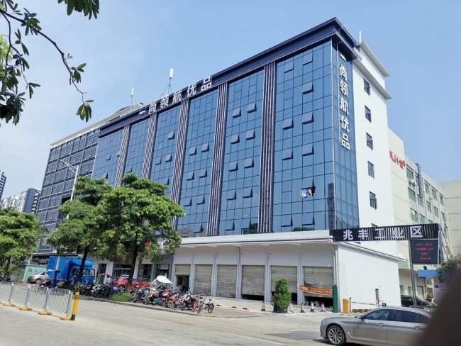 带骨架幕墙和全玻幕墙的区别