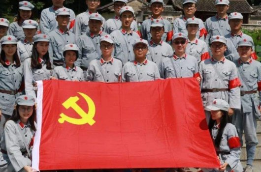 勇于自我革命,同一切影响党的先进性、弱化党的纯洁性的问题作坚决斗争如何理解