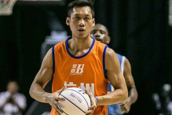 广厦旧将林志杰退役了吗?现状过的怎么样?