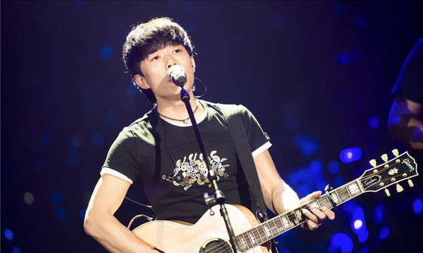 《三十岁的女人》歌词