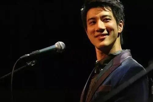 王力宏爸爸手写信中透露关键信息，李靓蕾对此是何反应？