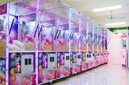 抓娃娃百分百成功的方法 去游戏厅抓娃娃总抓不到谁能告诉我怎么抓娃娃百分百成功啊看到网上有这个就来