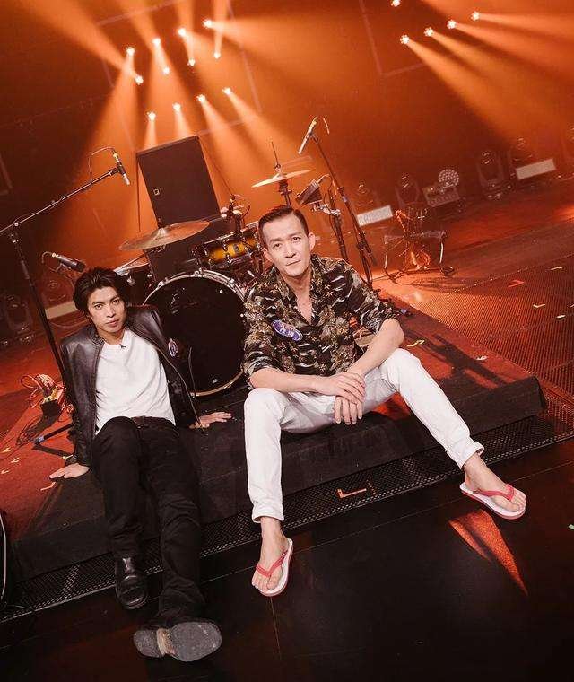 “五条人乐队”到底是怎么火起来的?