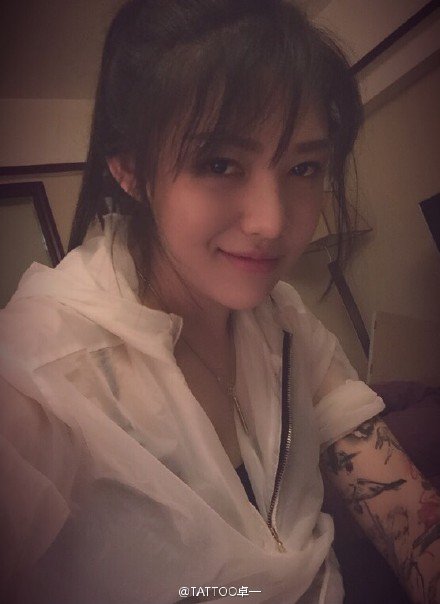 秋瞳和孙璟原型是谁啊 不是cos 就是原型是谁 看过图发不了