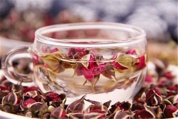 玫瑰花和什么一起泡效果好