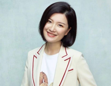 东方卫视6位主持人，参加富豪生日宴被电视台调查处罚，对此你怎么看？