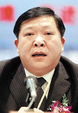 肖作新的堕落的人生