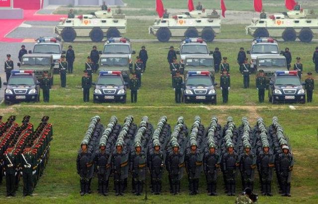 一级警监的待遇和武警少将差不多？