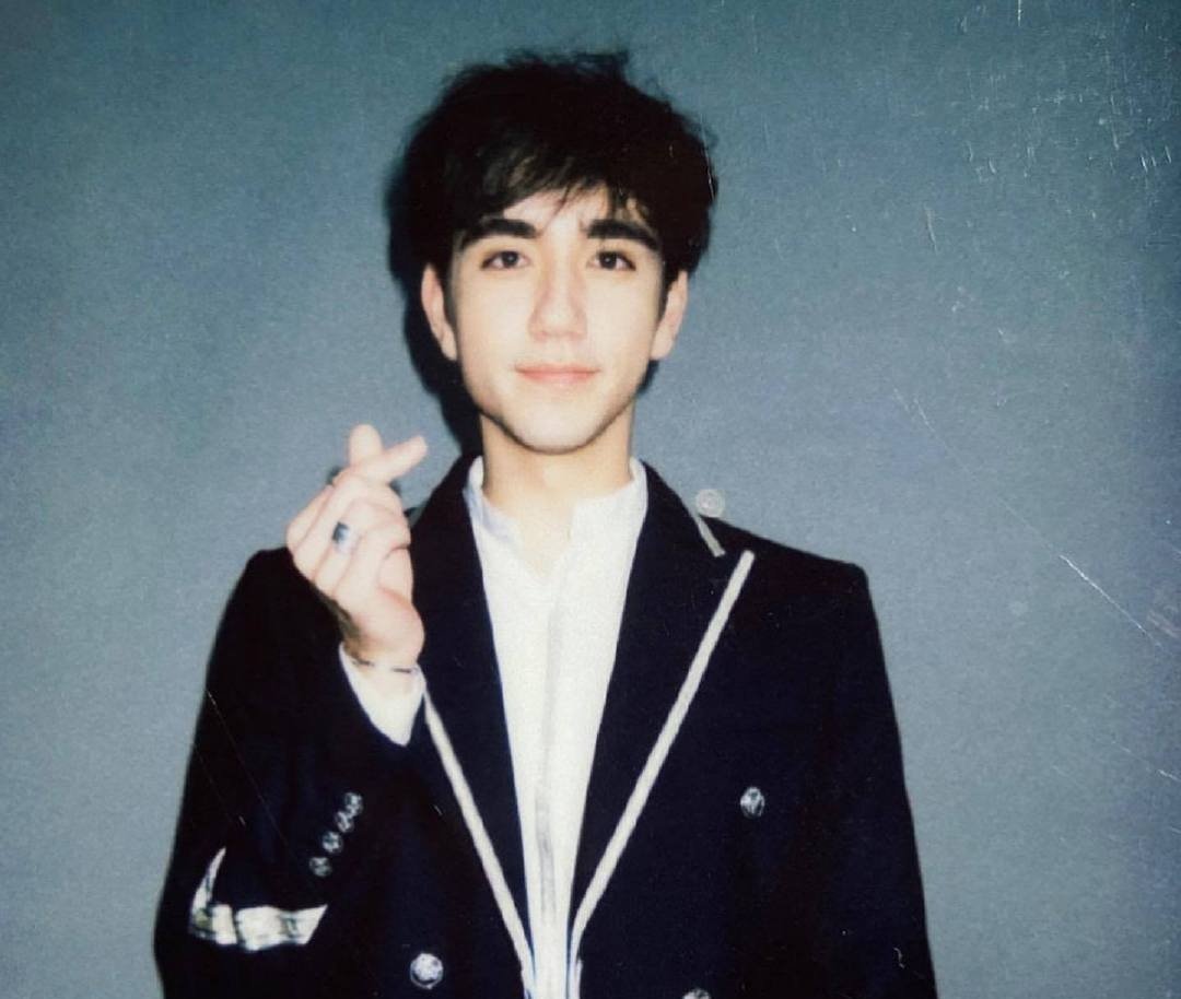 《创造营》选手和马16岁照片曝光，少年时期的他颜值怎么样？