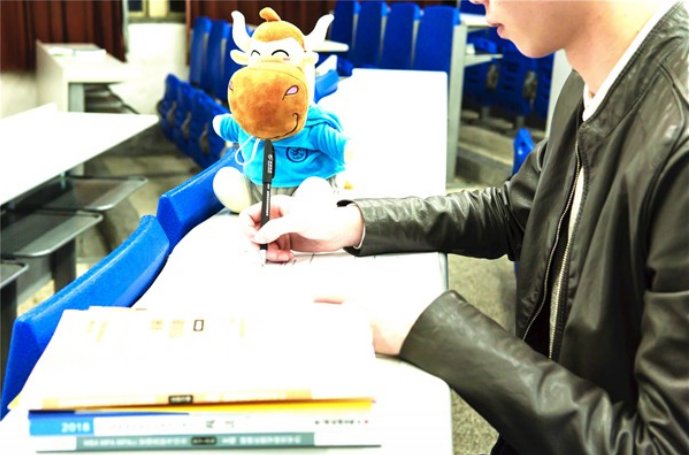 2021年一建停考吗?