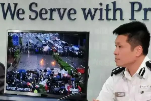 四川手机报否认发布摆渡人被拘信息，是有人恶意造谣还是另有原因？