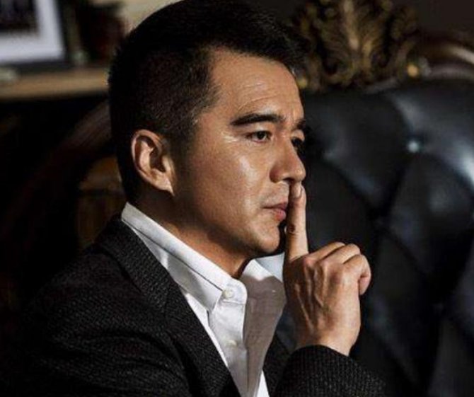 主角遭劝退,配角巧上位的影视作品,你看过哪些?