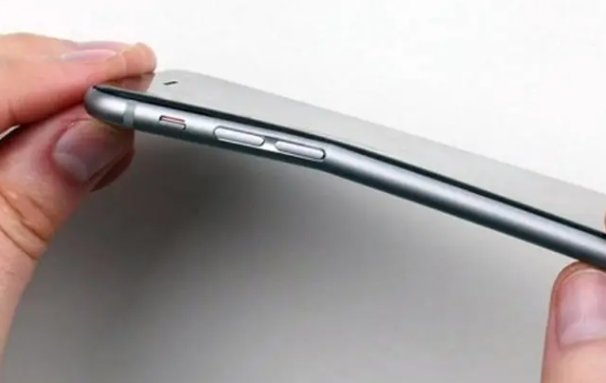 苹果手机弯了，还能用吗？