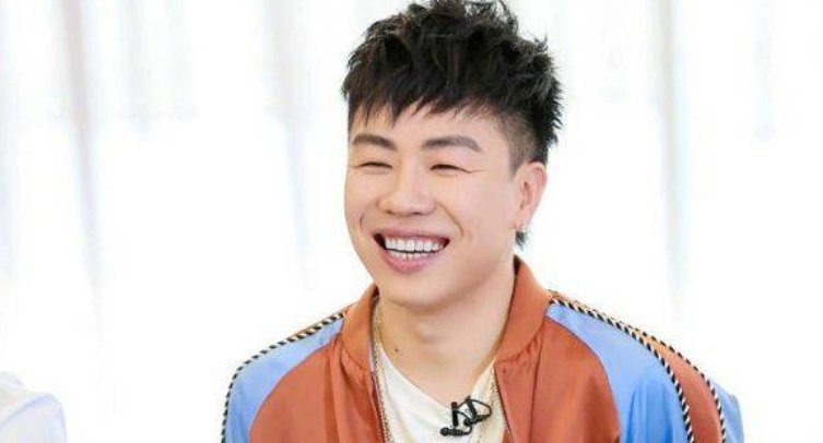 胡彦斌谈父亲,是个“传奇人物”?你怎么看?