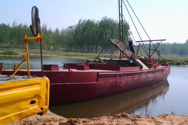 特大型抽沙船一天能抽多少
