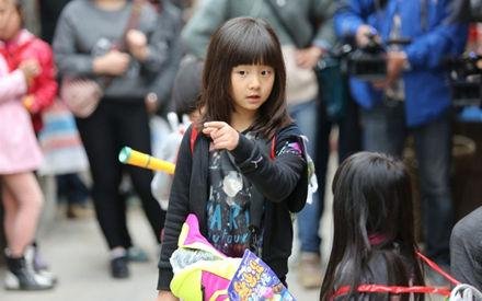 大女遭遇怪爸爸的英文简介