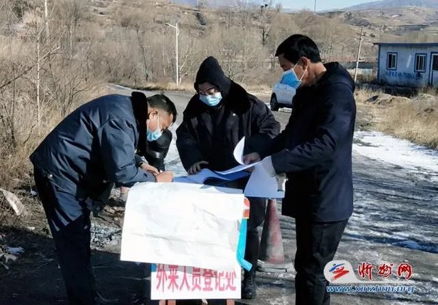 全国疫情防控出入证大比拼，你们小区出入证是什么样子的？