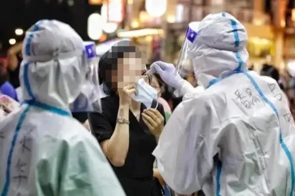 广东新增本土确诊病例242例，本土无症状感染者458例