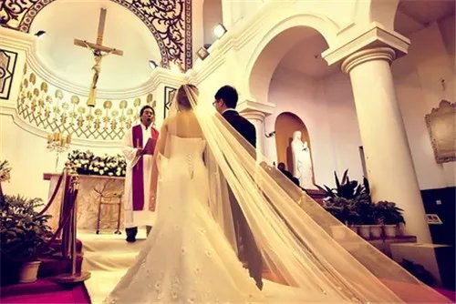 昆明教堂婚礼需要多少钱 教堂婚礼有哪些流程