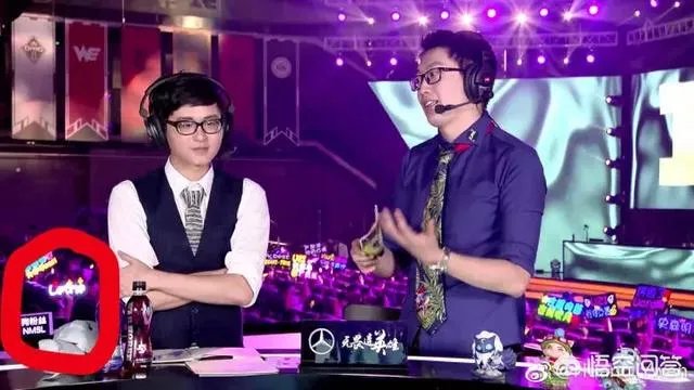 RNG战胜JDG，现场观众举牌“狗粉NMSL”，你怎么看？