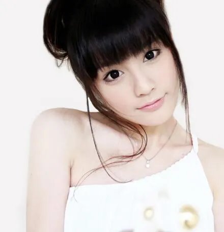 演员任斯璐爆料太疯狂 被封“第一腹黑女”