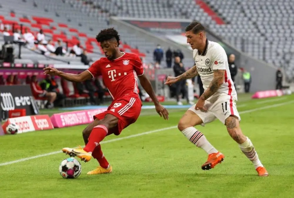 莱万上演完美帽子戏法踢疯了,他的战绩究竟怎么样?