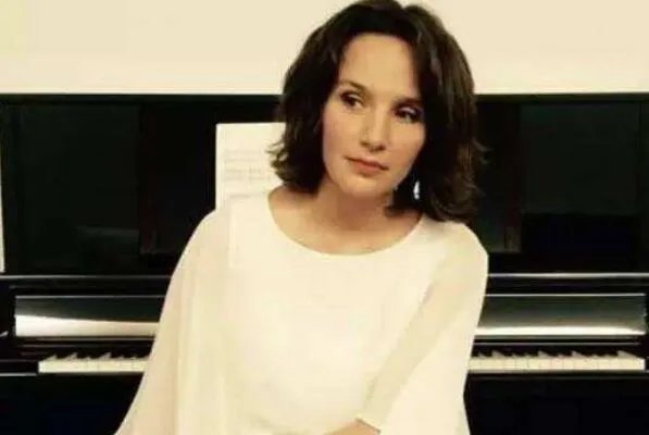 世界著名钢琴家排名前十名单，郎朗上榜，榜首是最惊人钢琴天才