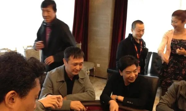 “父女恋”维持了4年，王筝老公出轨女方是高材生？