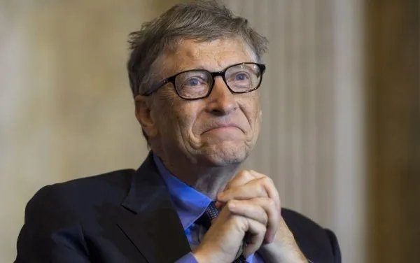 比尔盖茨接种疫苗，是否有享受到特殊待遇？