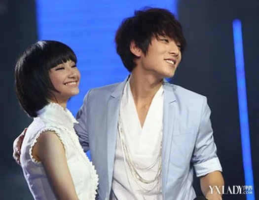 陈翔苏妙玲黑头合照曝光快女帮帮唱陈翔欲吻苏妙玲