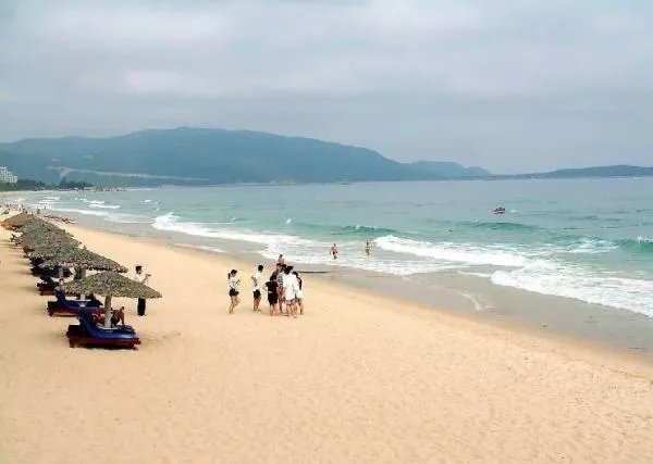 大连市西中岛好玩吗?