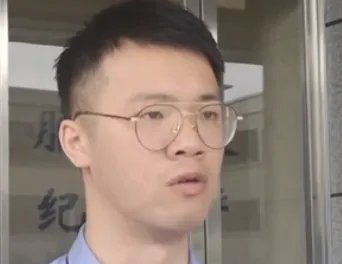自媒体自导自演抢小孩被警方约谈，如何看待网红造假行为？