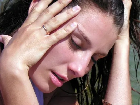 脸部有红血丝怎么办