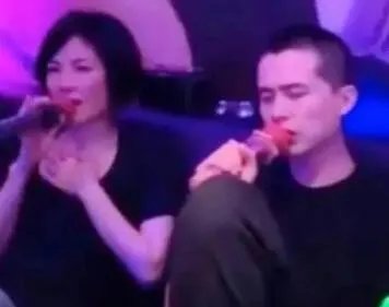 好友否认王菲谢霆锋分手是怎么回事