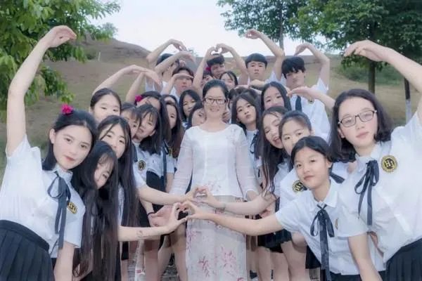 经统计,中国学生长得更高更壮了,这是什么原因造成的?