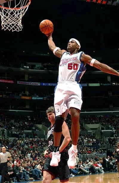 NBA里马盖蒂与伊戈达拉谁肌肉谁劲爆?