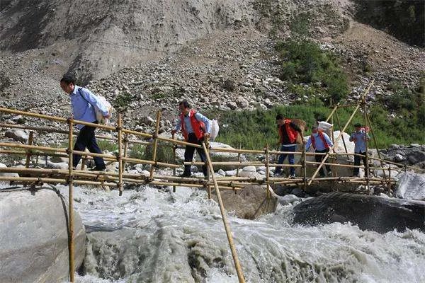 台湾台东县海域发生4.2级地震，震源深度16千米，目前情况如何？