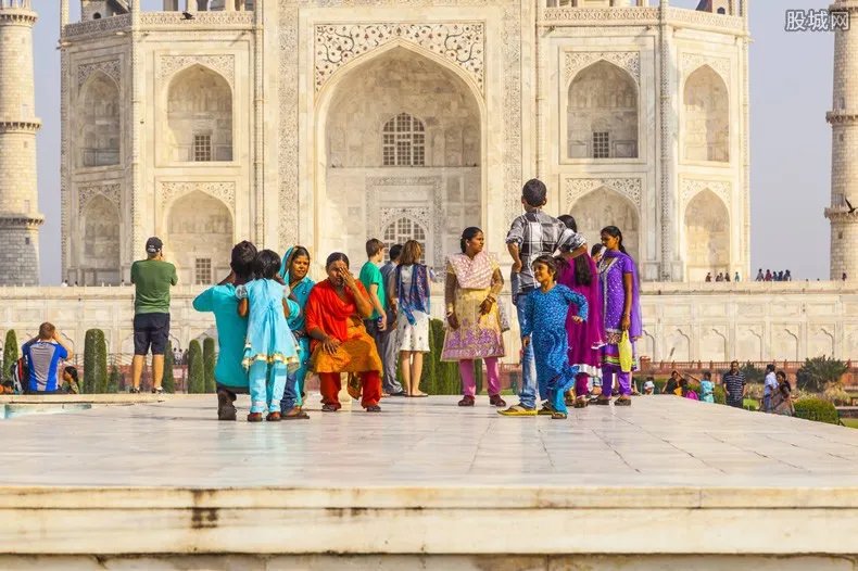 印度全国封城21天 所有商店和办公室都要关闭