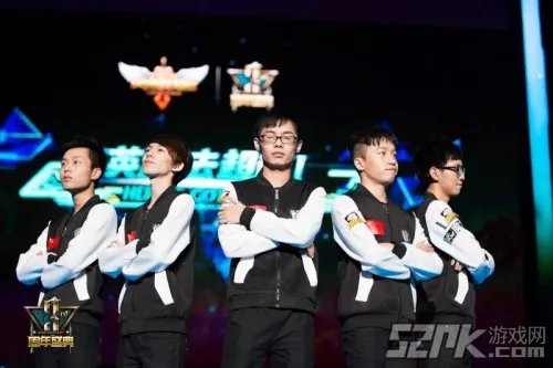 LOL三周年庆典发布：HI德玛西亚品牌