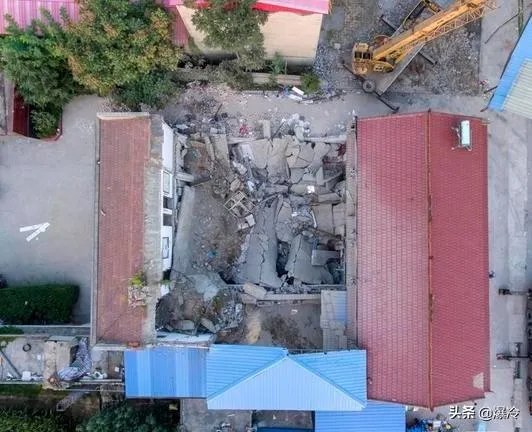 山西饭店坍塌，造成严重后果，饭店老板需要承担怎样的责任？