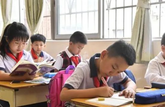 四川苍溪小学生死前遭体罚,学生犯错该如何惩罚?