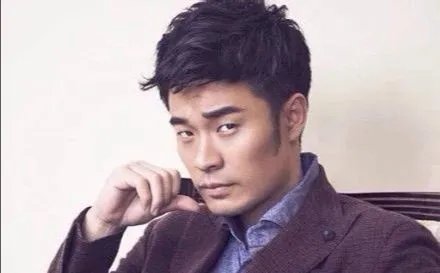 陈赫坐轮椅在重庆寸步难行，他究竟是怎么受伤的？